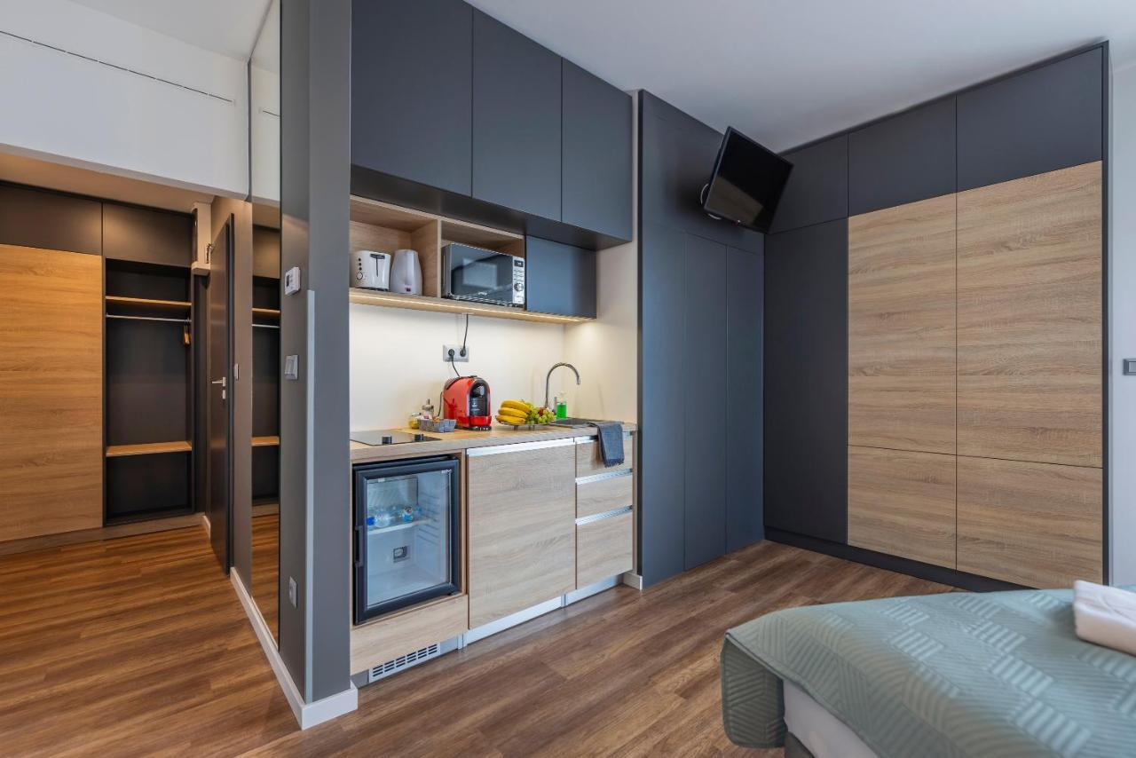 גיור Amade Apartmanok 1 מראה חיצוני תמונה